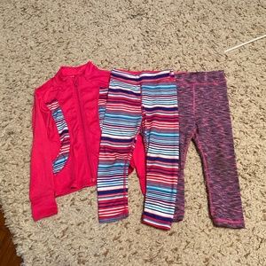 “Workout” set and leggings